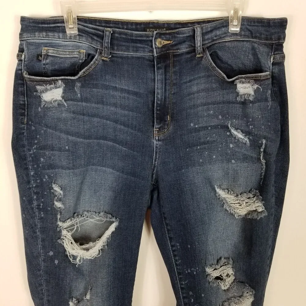 Judy Blue Women Plus Boyfriend Fit‎ Jeans Sz 20W Distressed Blue High Rise City